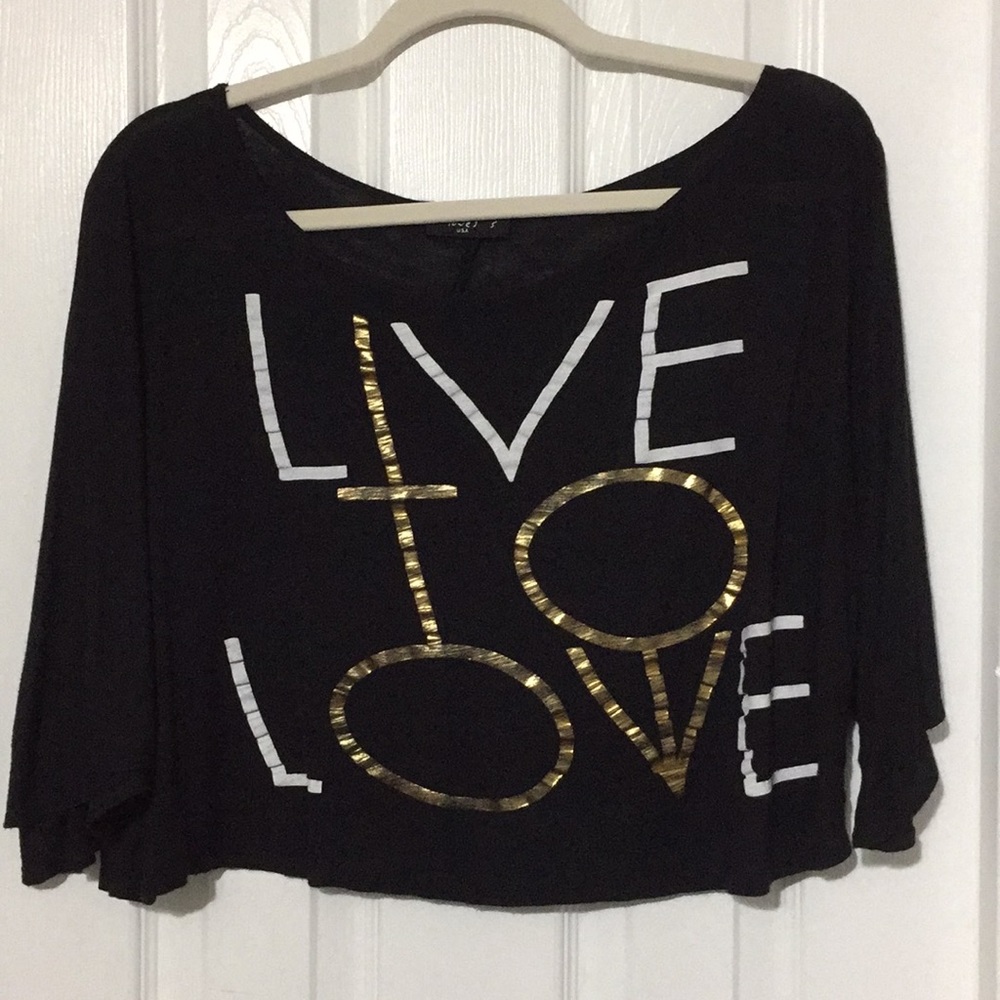 🔥Live to love graphic tee dolman sleeve crop (S)